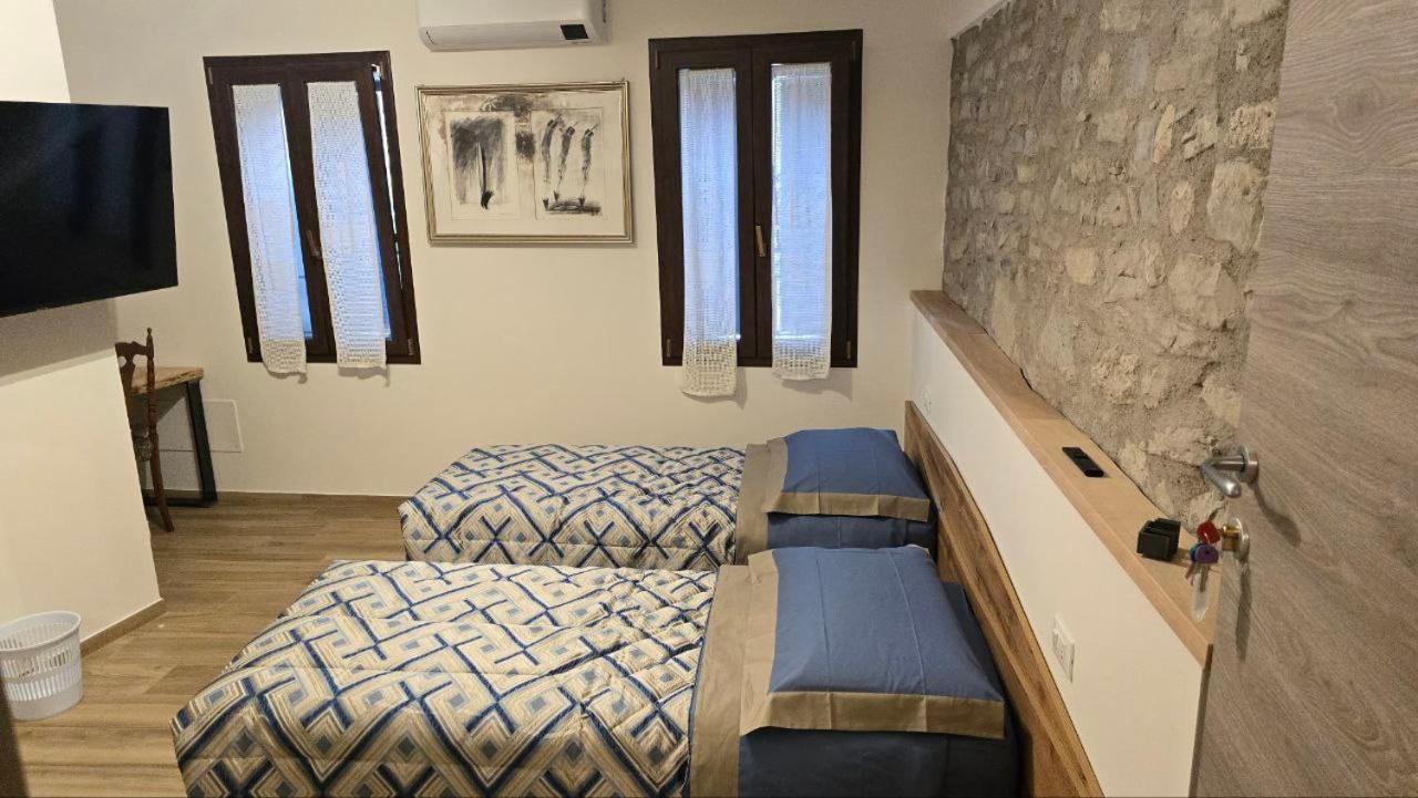 Ca Mandarein Bed & Breakfast Quattro Castella Exterior foto