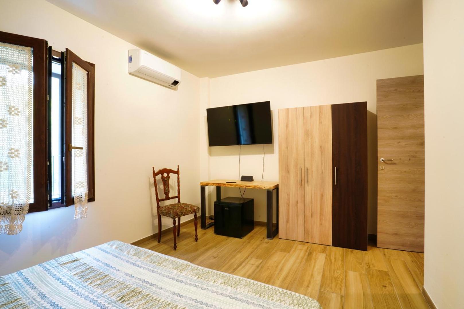 Ca Mandarein Bed & Breakfast Quattro Castella Exterior foto