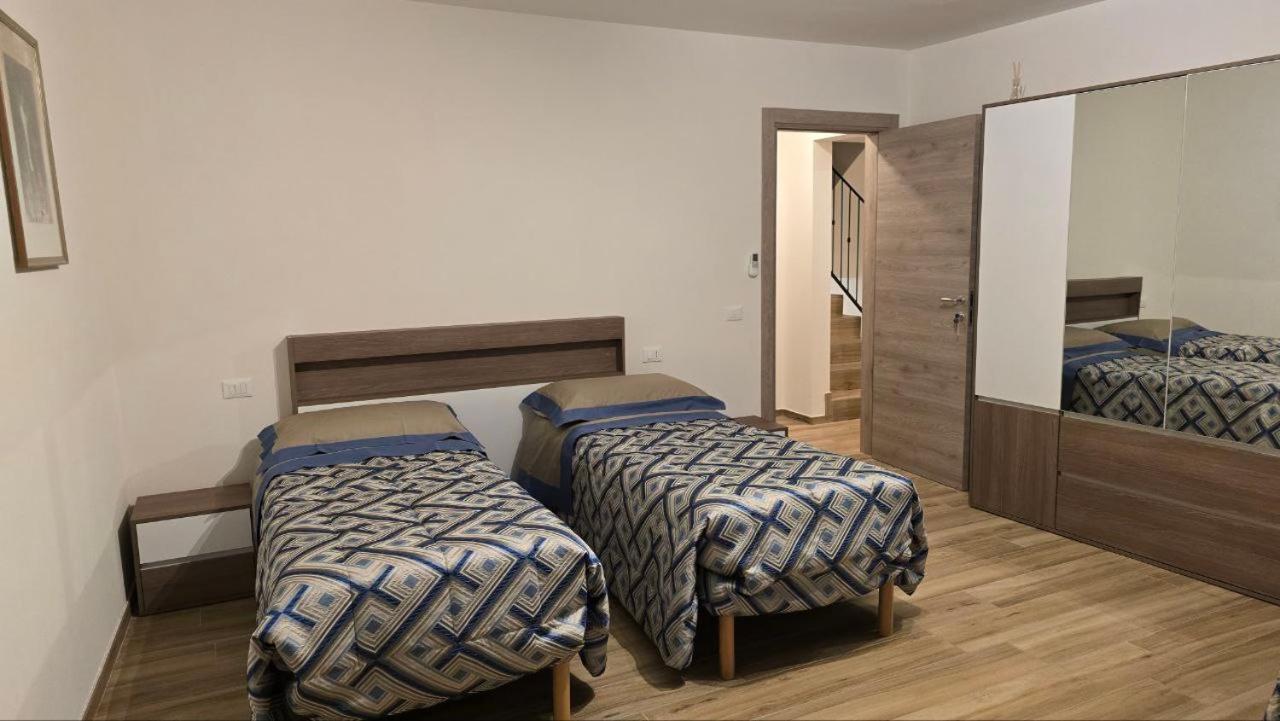 Ca Mandarein Bed & Breakfast Quattro Castella Exterior foto